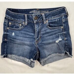 American Eagle Super Stretch Short size 4